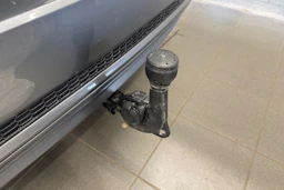 harmaa Audi A4 2018 kuva 19.