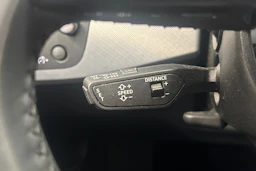 harmaa Audi A4 2018 kuva 21.