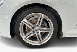 valkoinen Audi A4 2018 kuva 11.