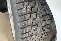 valkoinen Audi A4 2018 kuva 13.