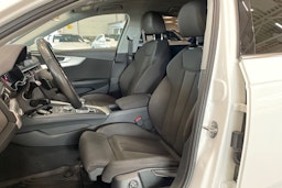 valkoinen Audi A4 2018 kuva 14.