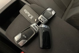 valkoinen Audi A4 2018 kuva 33.