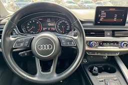 valkoinen Audi A4 2018 kuva 4.