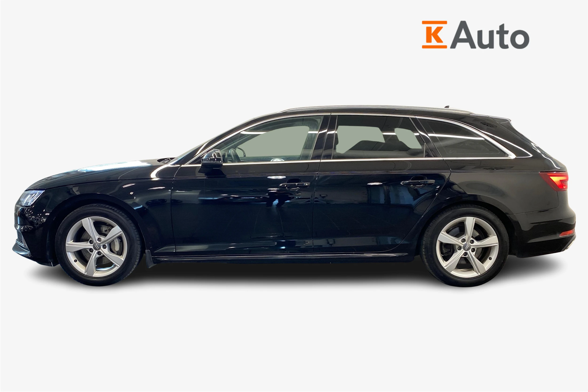 Musta Audi A4 2019 kuva 7.