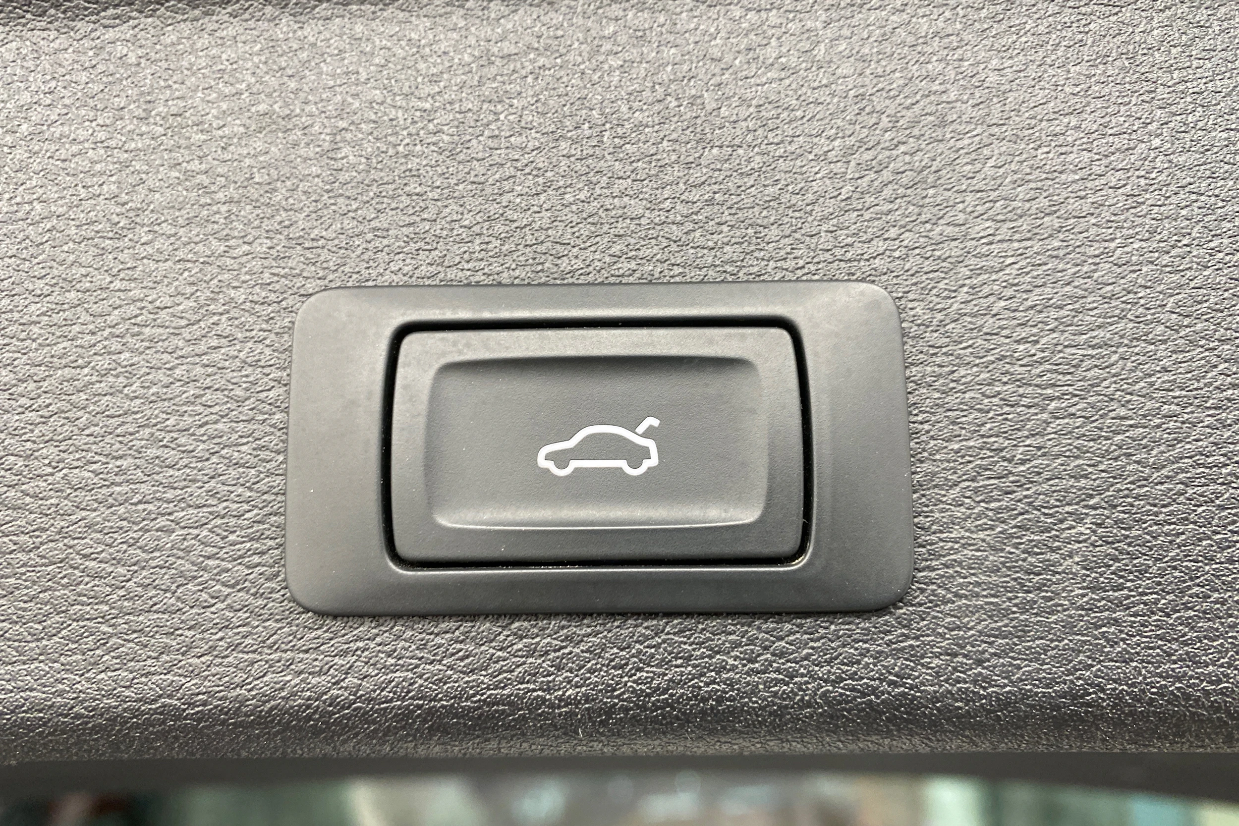 Musta Audi A4 2019 kuva 25.