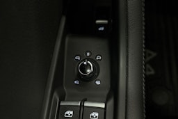 Sininen Audi A4 2019 kuva 19.