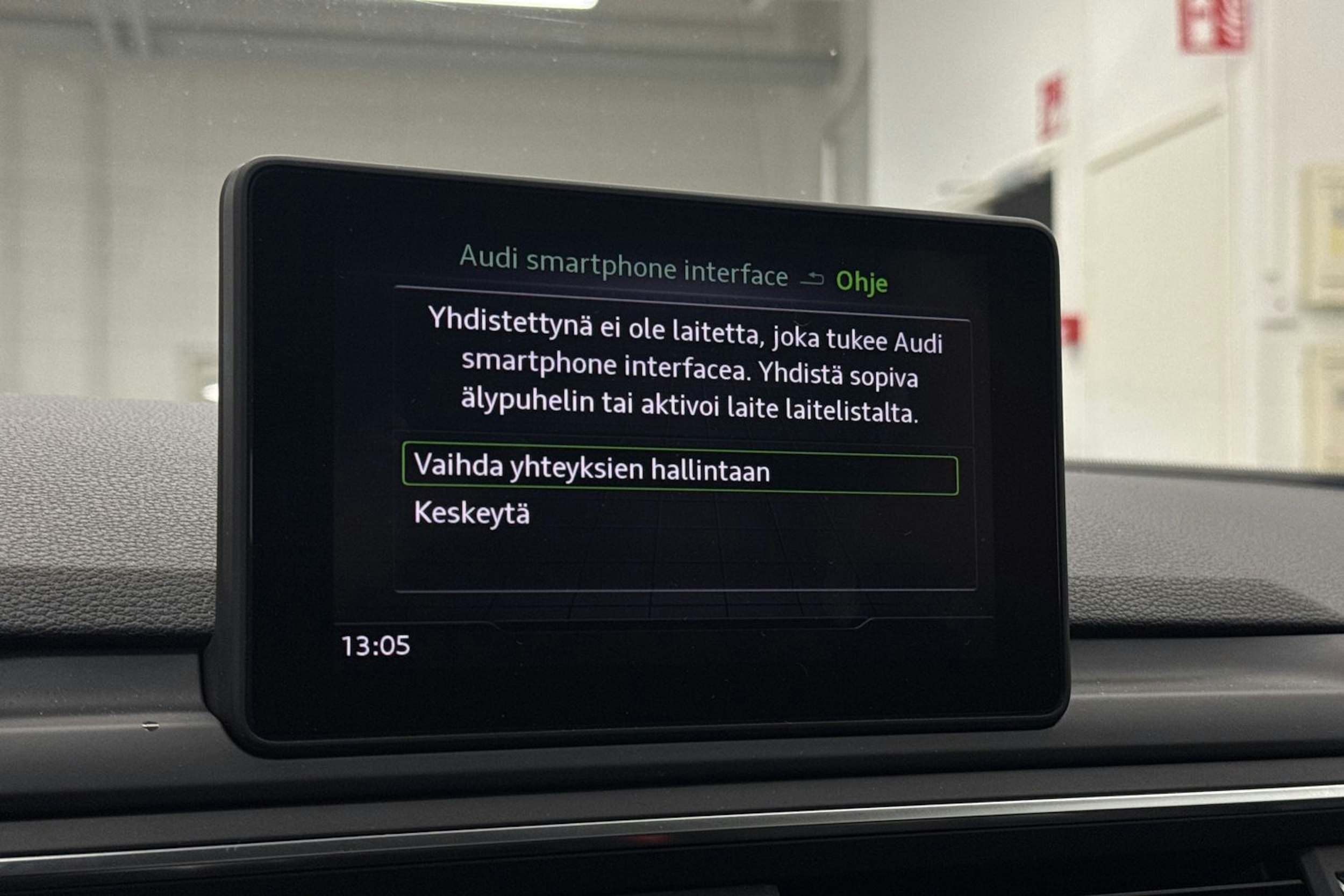 Sininen Audi A4 2019 kuva 28.