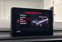 Sininen Audi A4 2019 kuva 29.