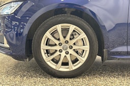Sininen Audi A4 2019 kuva 36.