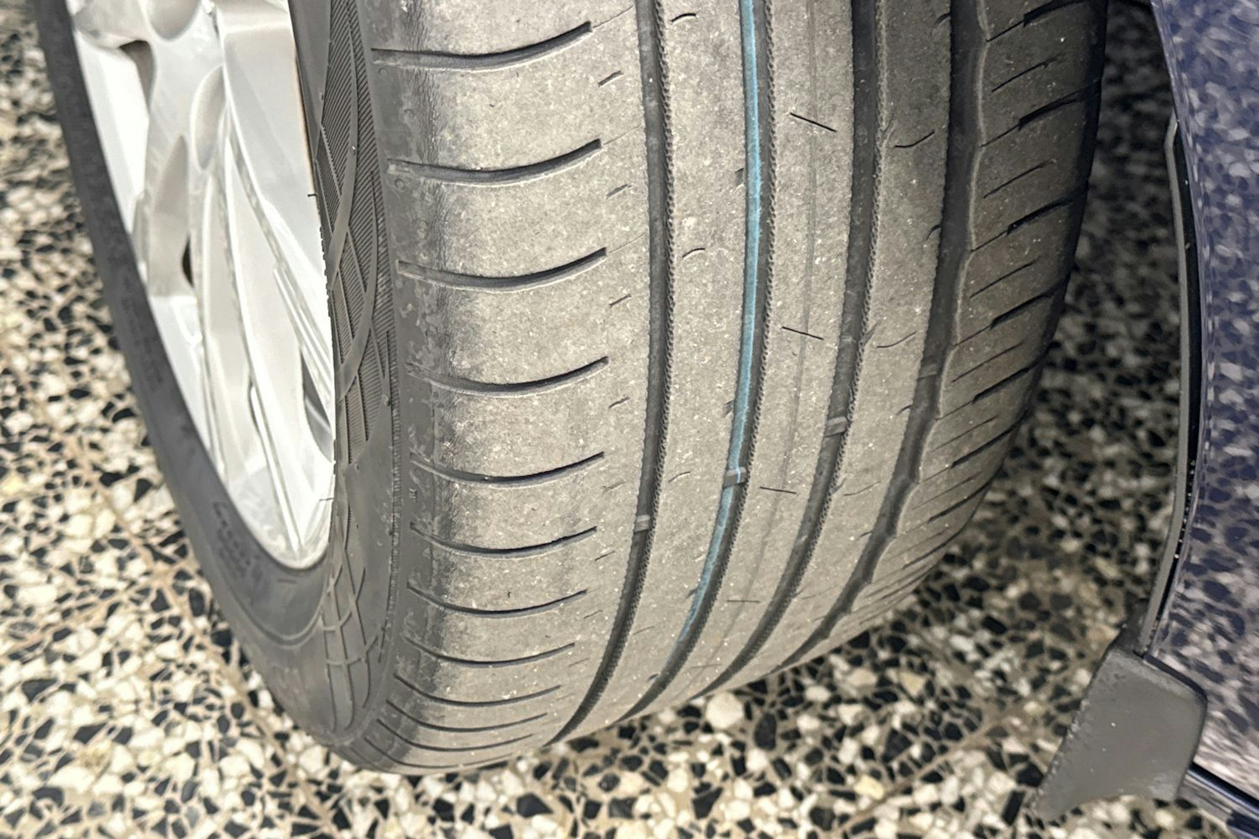 Sininen Audi A4 2019 kuva 37.