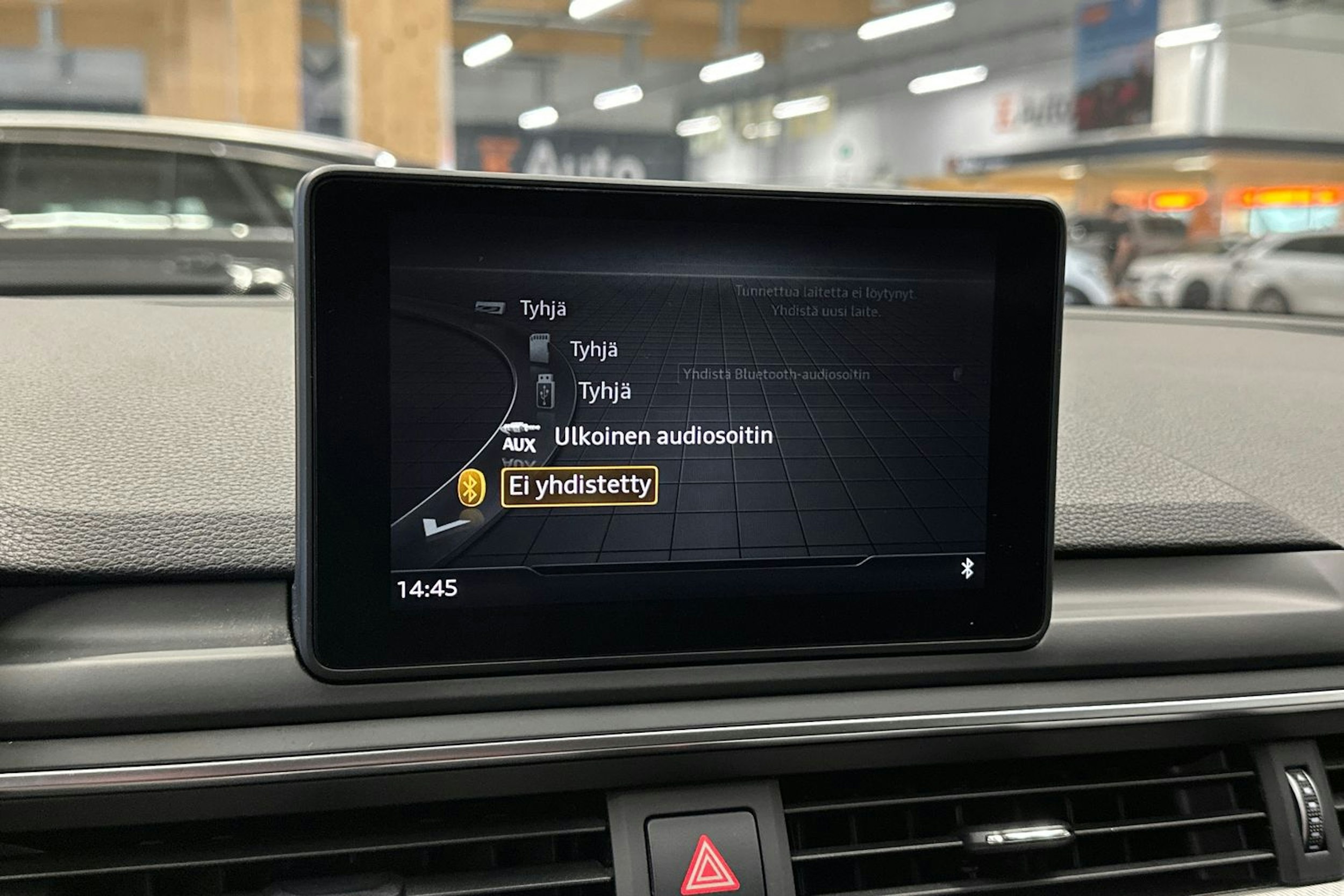 musta Audi A4 2019 kuva 19.