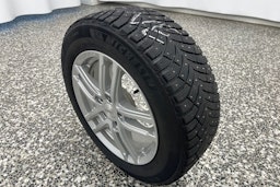 musta Audi A4 2019 kuva 10.