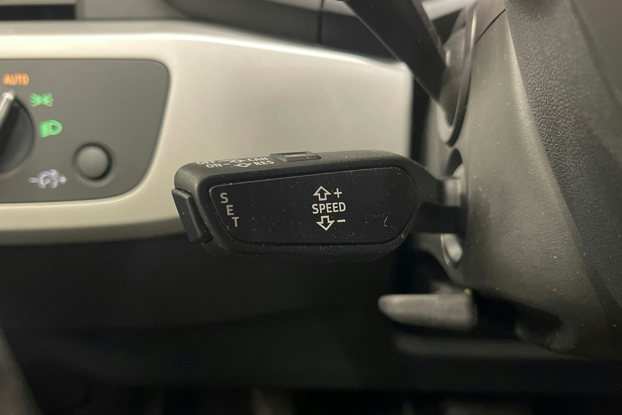 musta Audi A4 2019 kuva 16.