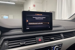 musta Audi A4 2019 kuva 18.