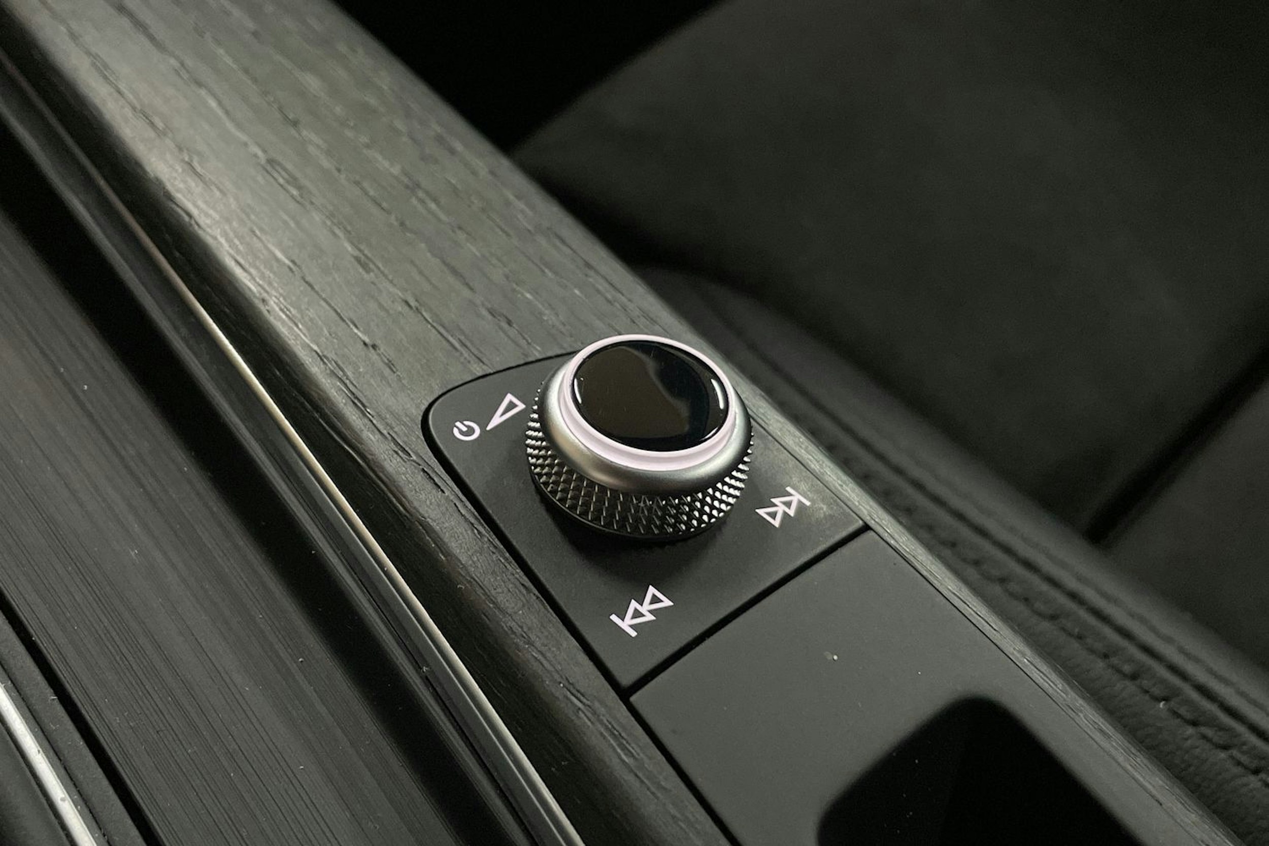 Punainen Audi A4 2019 kuva 33.