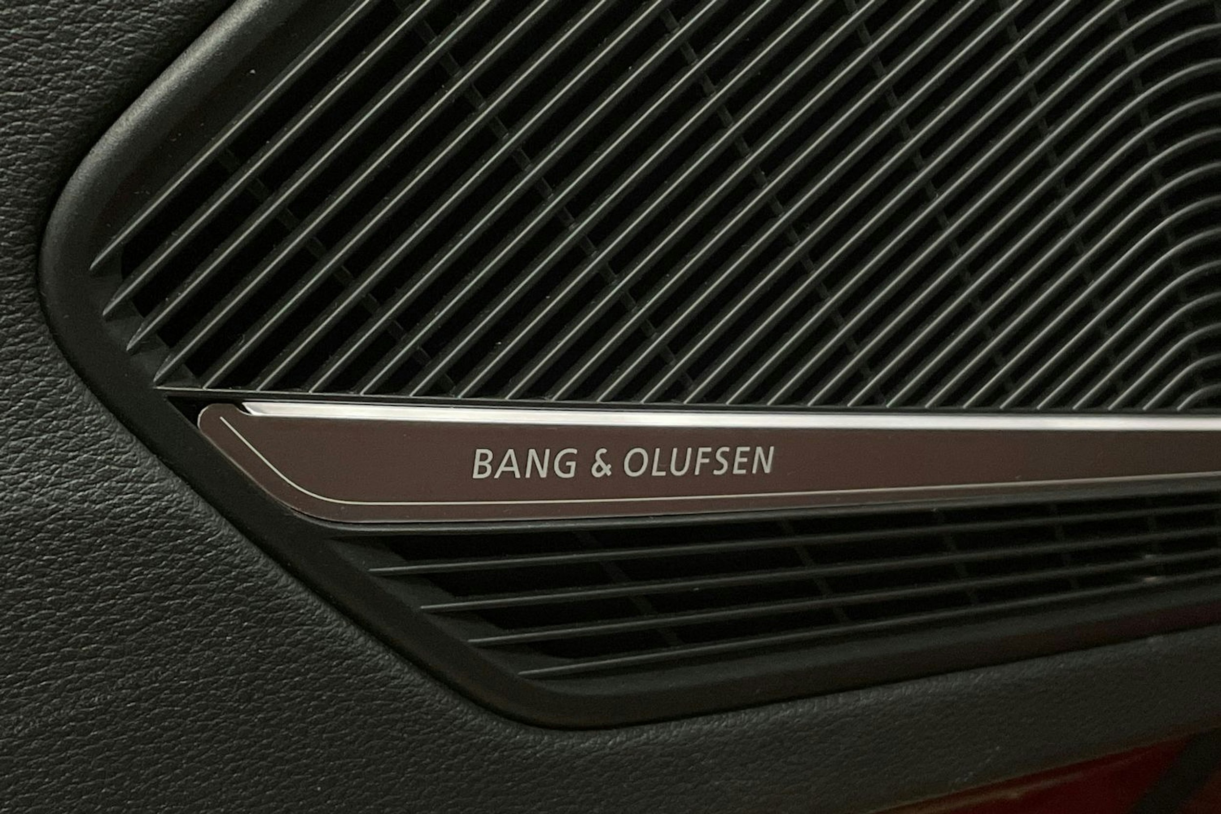 Punainen Audi A4 2019 kuva 36.
