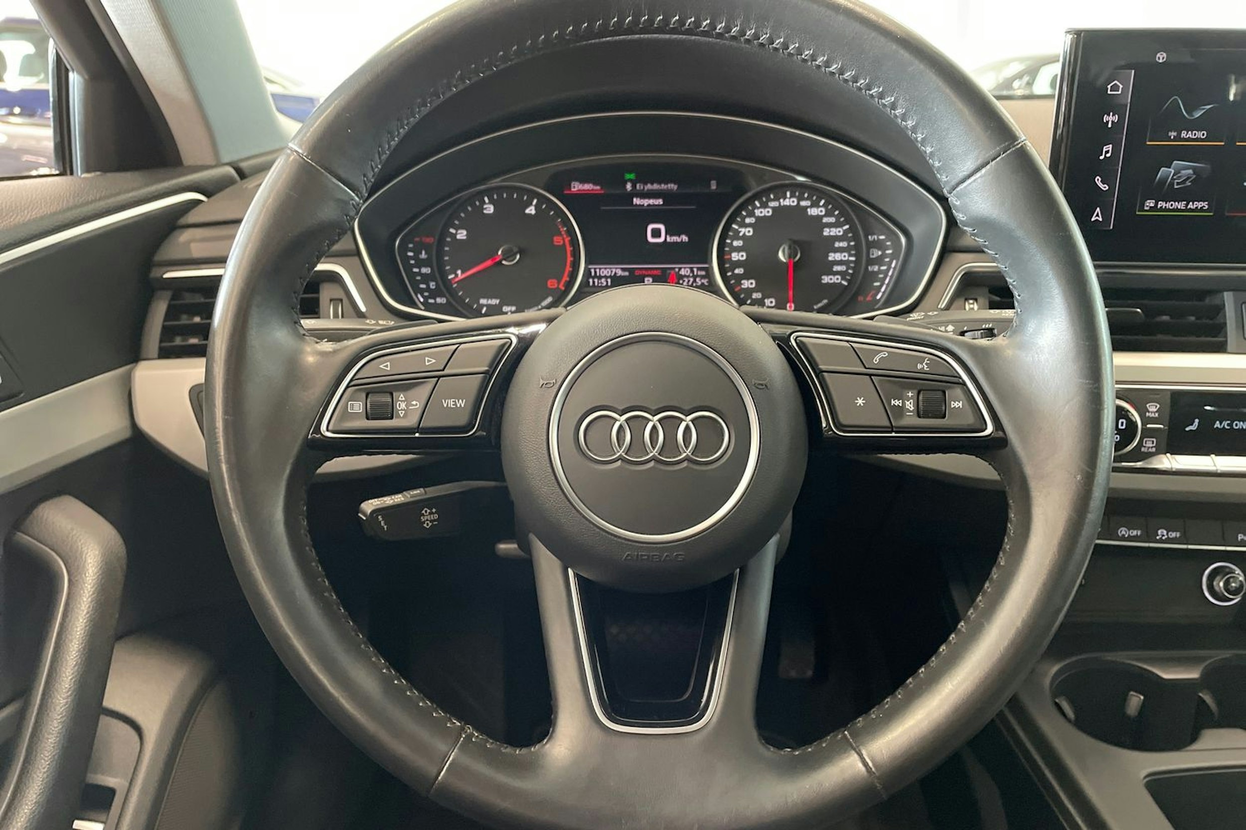 harmaa Audi A4 2019 kuva 13.
