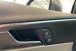harmaa Audi A4 2019 kuva 32.