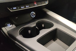 valkoinen Audi A4 2019 kuva 21.