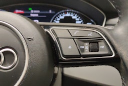valkoinen Audi A4 2019 kuva 24.