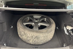 valkoinen Audi A4 2019 kuva 13.