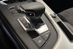 valkoinen Audi A4 2019 kuva 21.