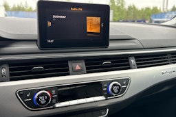 punainen Audi A4 2019 kuva 14.