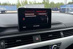 punainen Audi A4 2019 kuva 18.