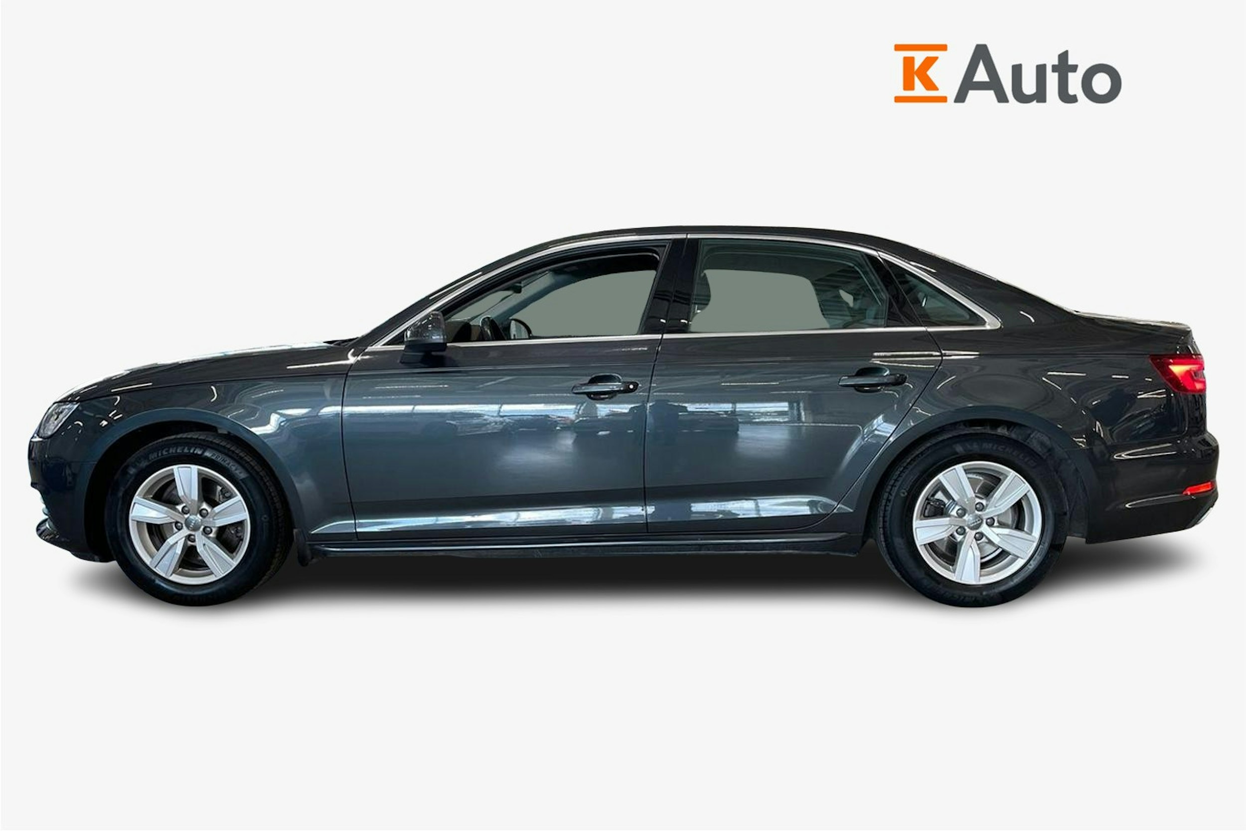 harmaa Audi A4 2019 kuva 6.