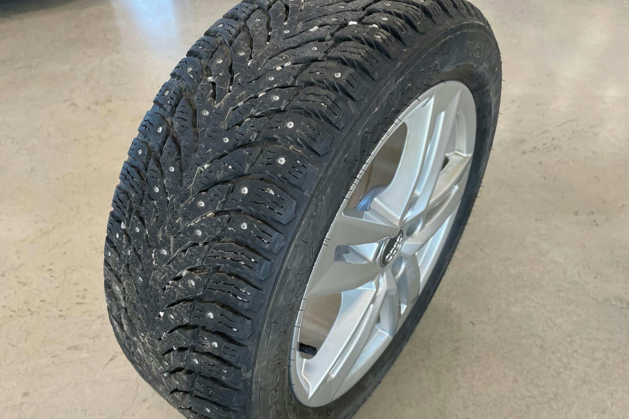 harmaa Audi A4 2019 kuva 36.