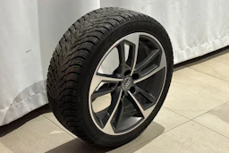 met. harmaa Audi A4 2019 kuva 15.