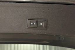 met. harmaa Audi A4 2019 kuva 18.