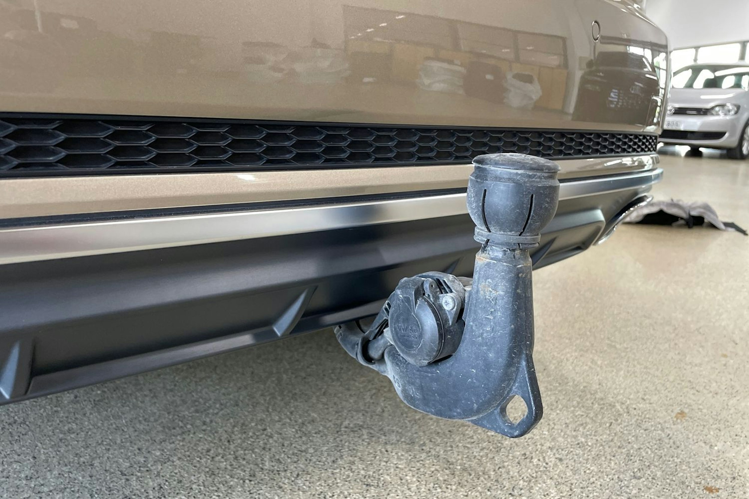 beige Audi A4 2019 kuva 28.