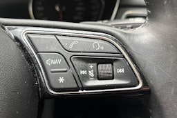 valkoinen Audi A4 2019 kuva 23.