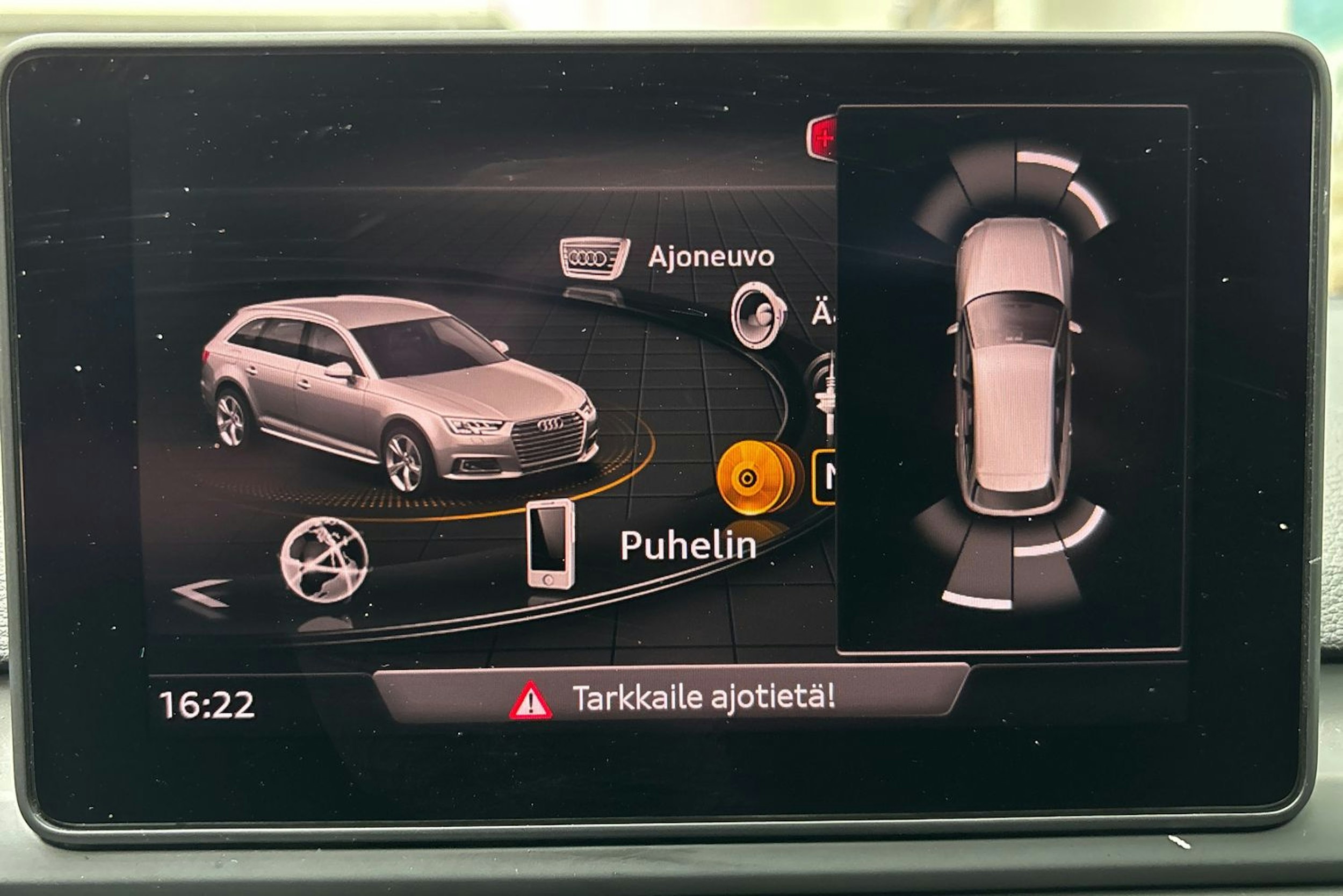 valkoinen Audi A4 2019 kuva 27.