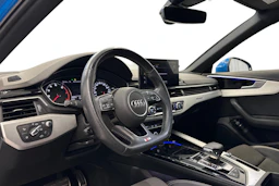 sininen Audi A4 2020 kuva 3.