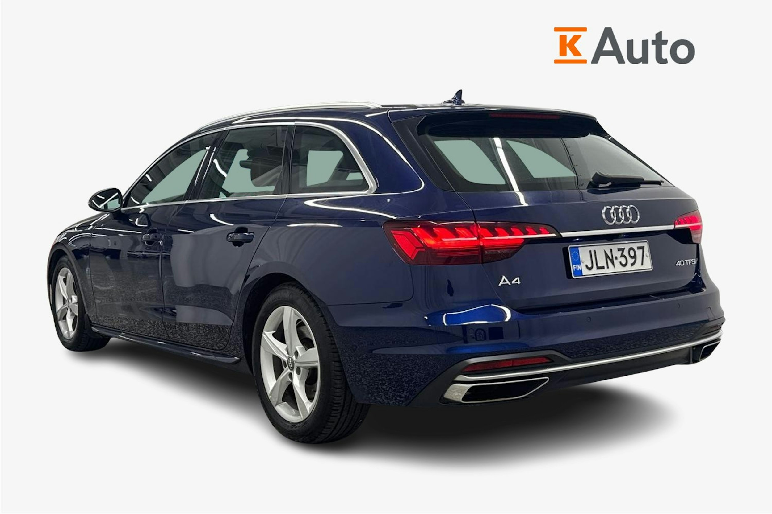 Sininen Audi A4 2019 kuva 2.