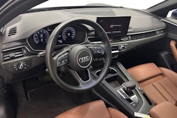 Sininen Audi A4 2019 kuva 7.