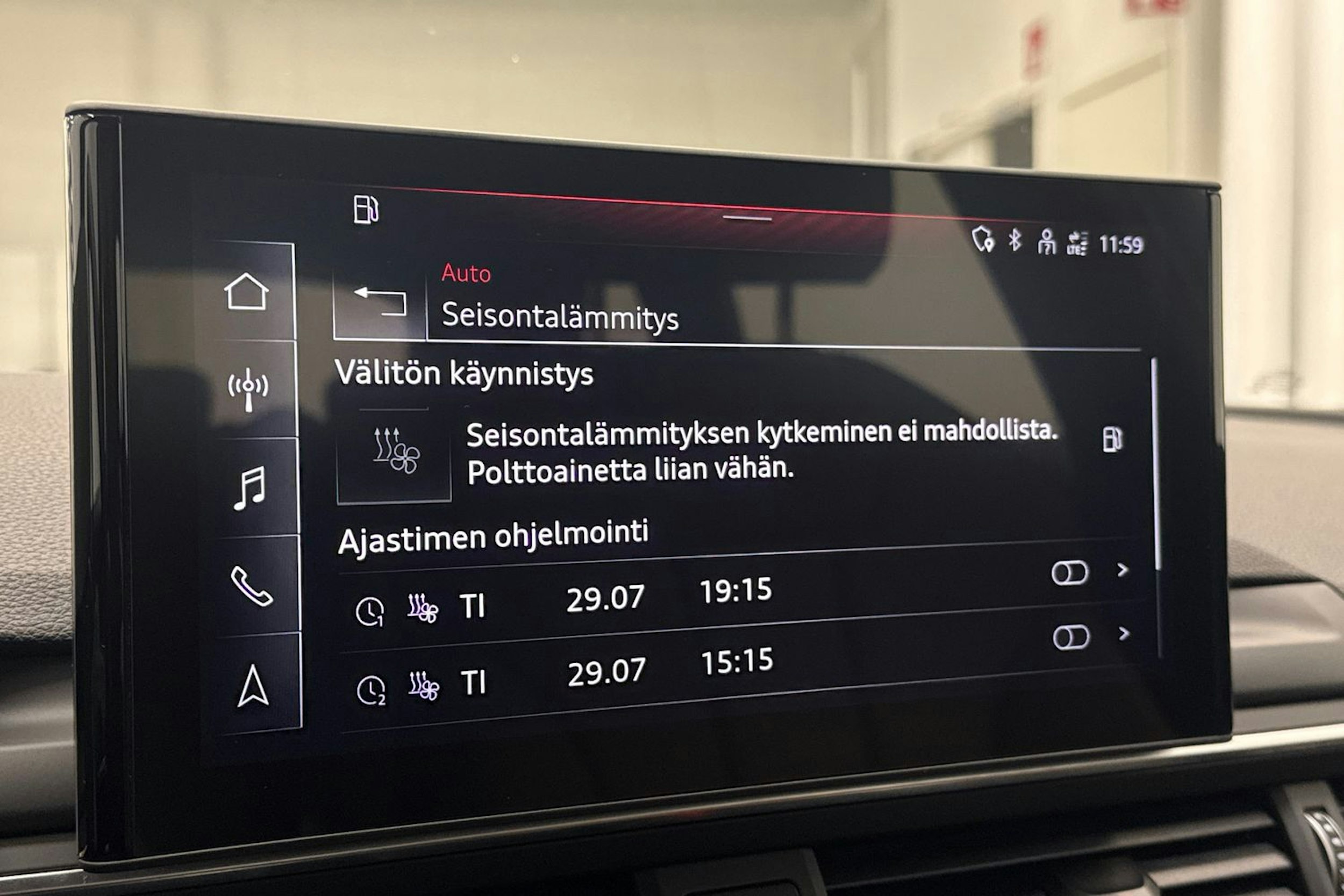 Sininen Audi A4 2019 kuva 27.