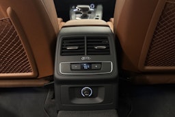 Sininen Audi A4 2019 kuva 37.