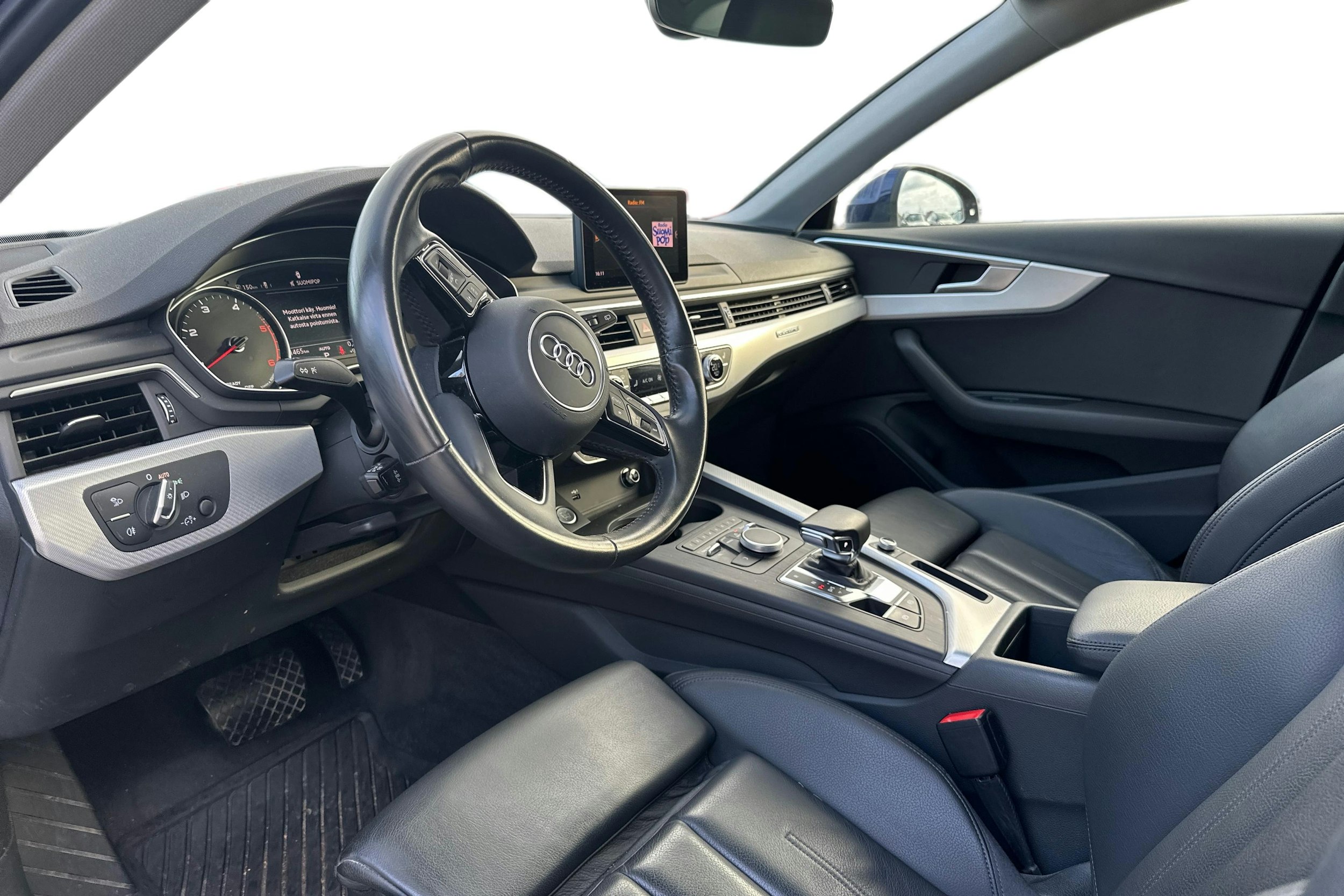 Sininen Audi A4 2019 kuva 3.