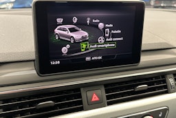 Sininen Audi A4 2019 kuva 16.