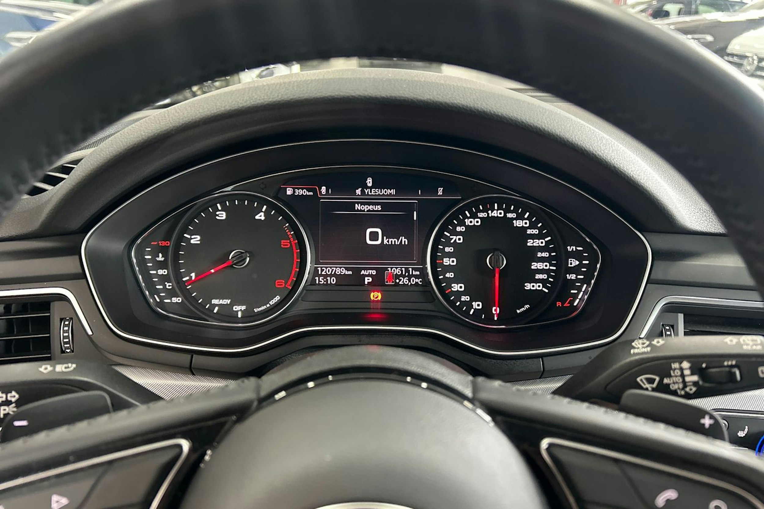 Valkoinen Audi A4 2019 kuva 20.