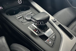Valkoinen Audi A4 2019 kuva 26.