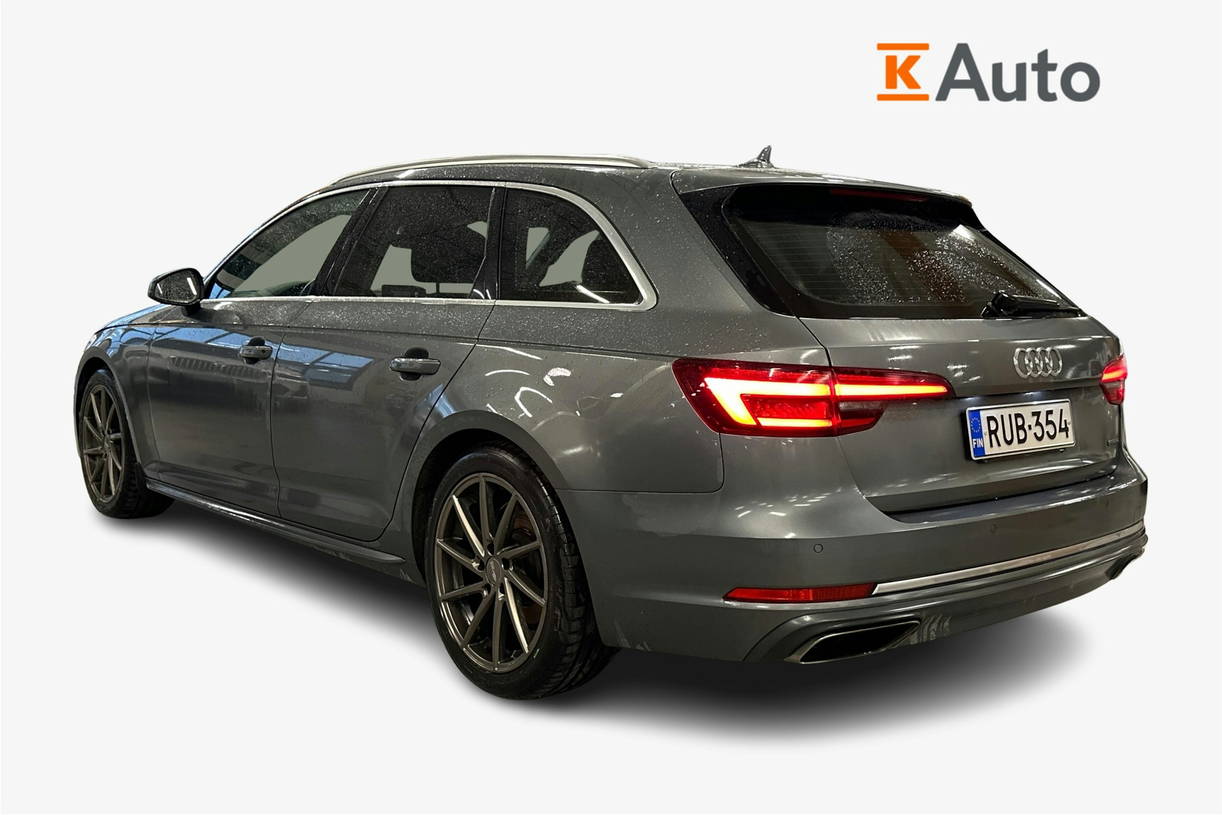 harmaa Audi A4 2019 kuva 2.