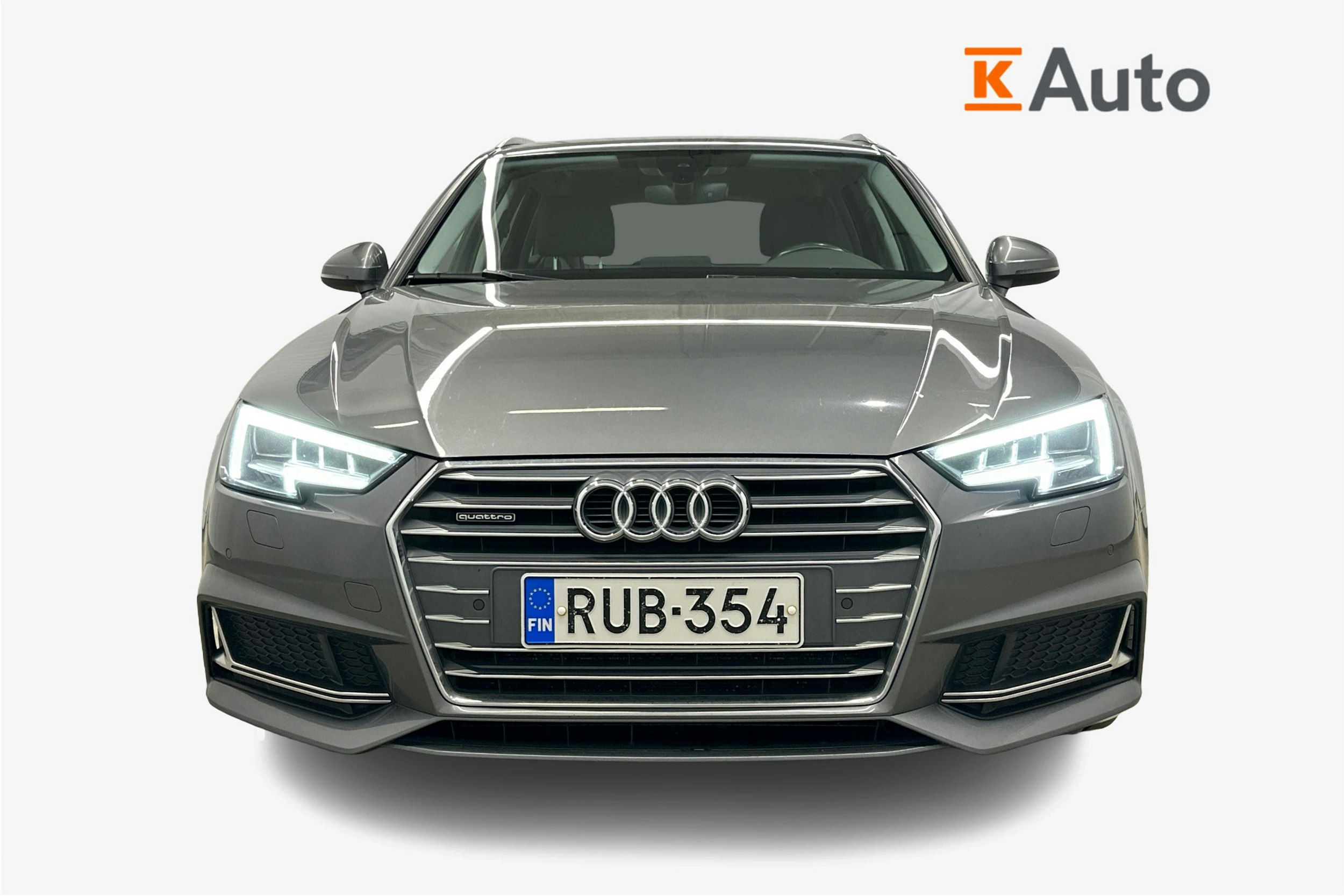 harmaa Audi A4 2019 kuva 5.