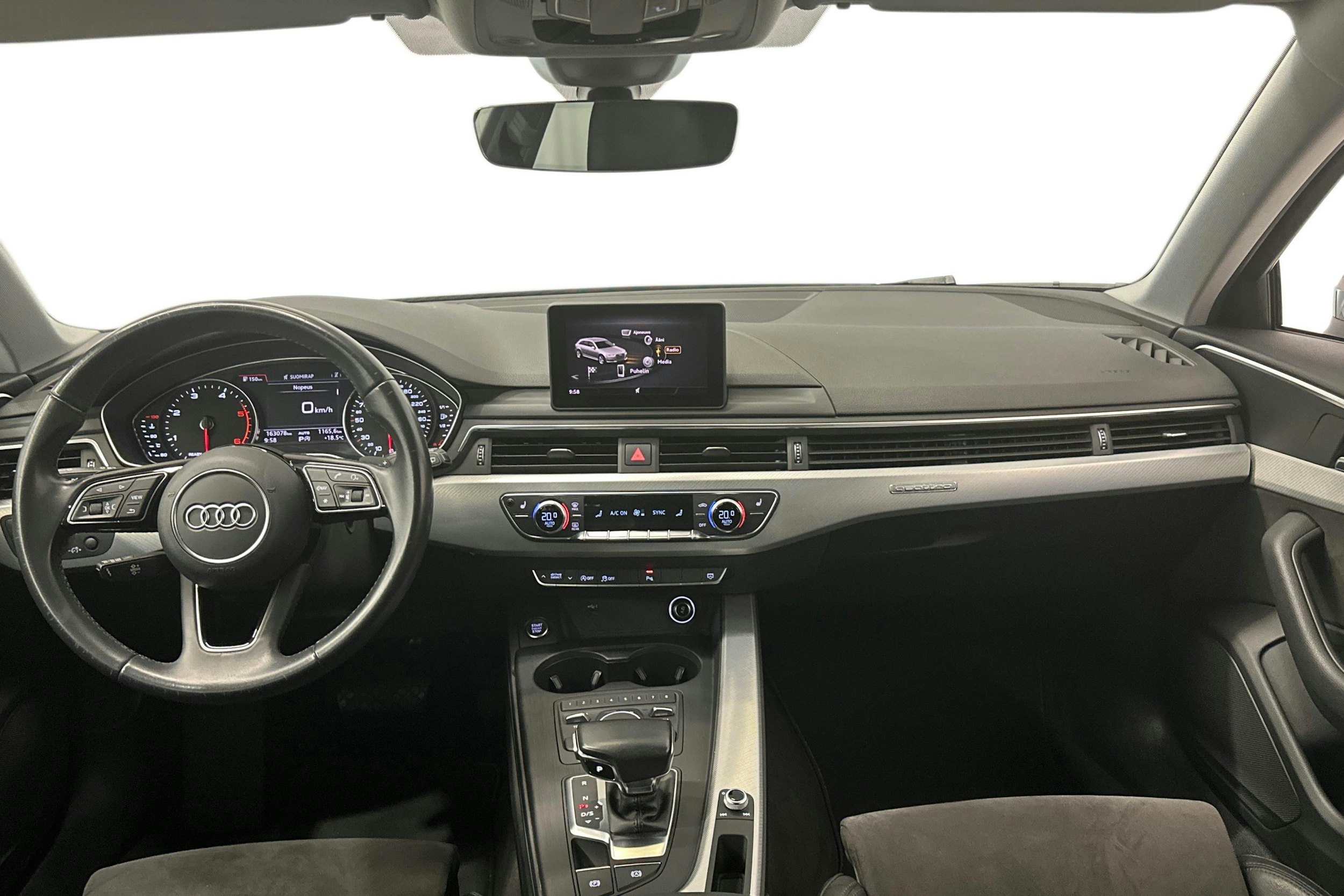harmaa Audi A4 2019 kuva 10.