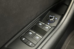 harmaa Audi A4 2019 kuva 16.