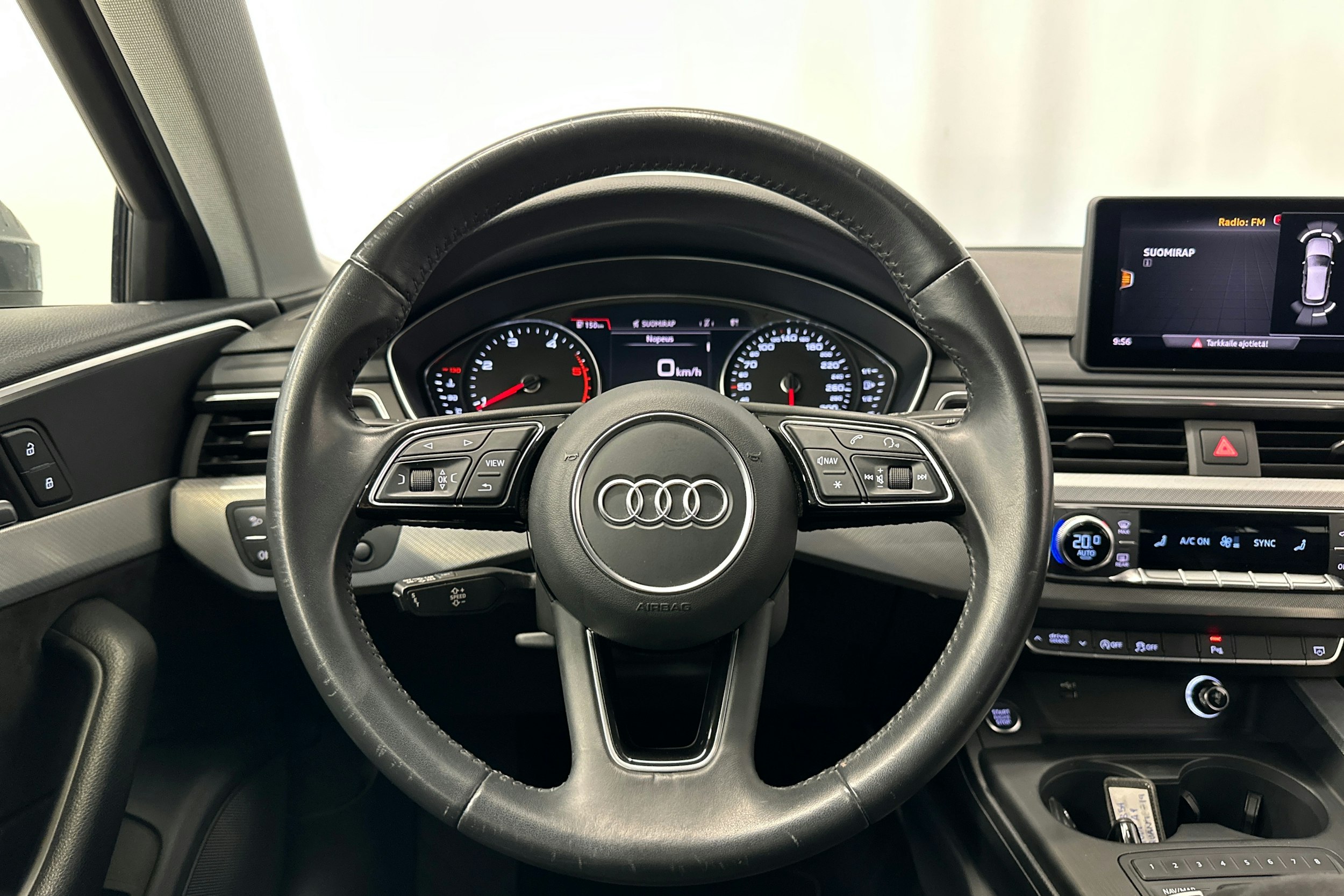 harmaa Audi A4 2019 kuva 22.