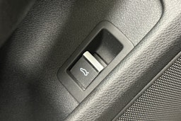 harmaa Audi A4 2019 kuva 28.